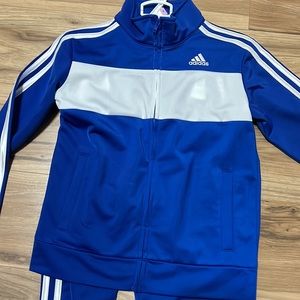 BRAND NEW WITH TAG BOY SIZE 6